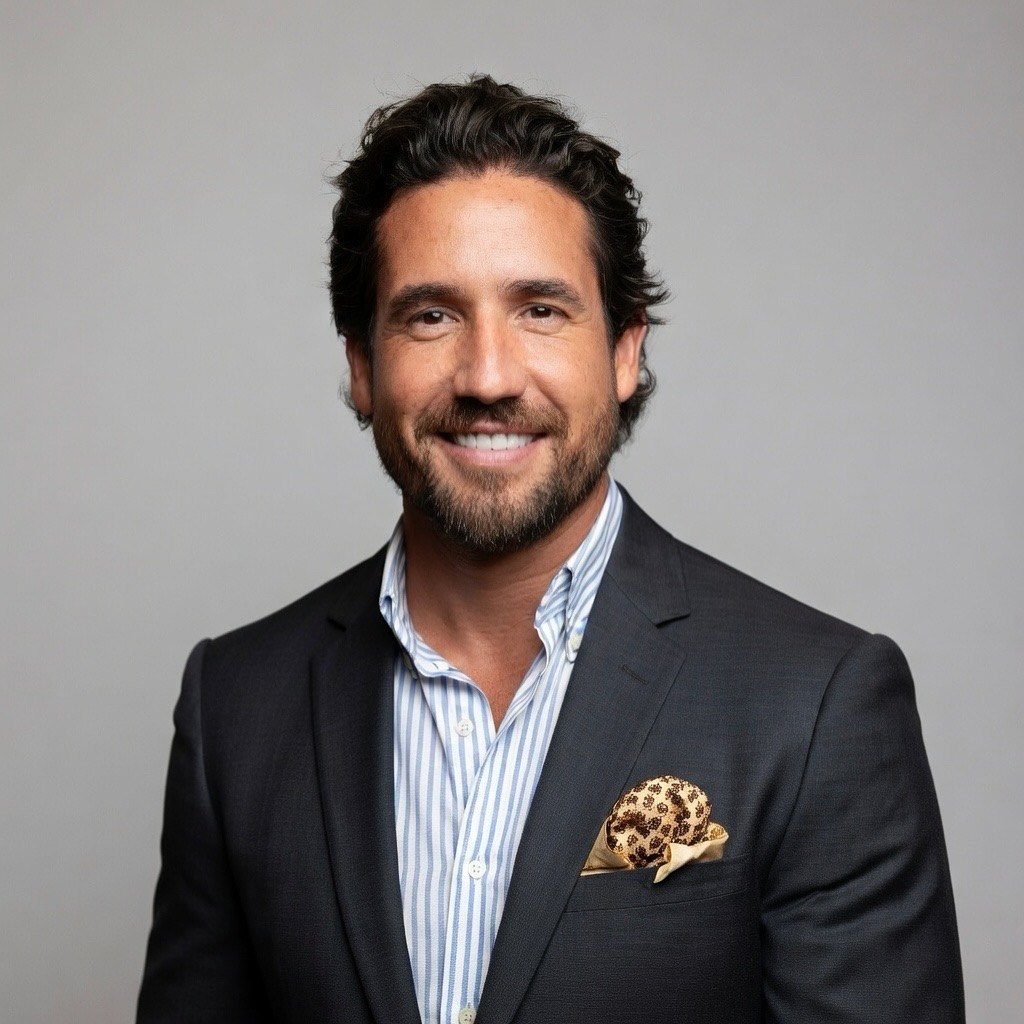 Frank Flores, fundador de Sede IA, certificado Foundation del Sede IA Institute